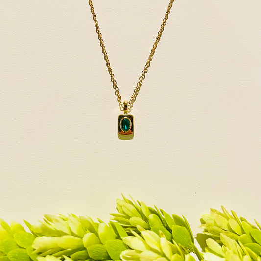 The Daintiest Little Emerald